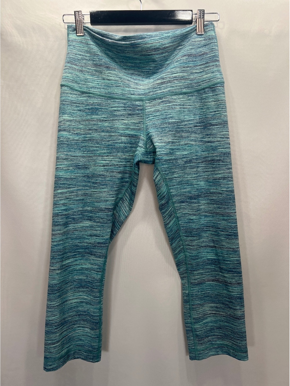 Lululemon Cropped Athletic Leggings Women's Size 10